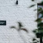 La Complice Des Rails - Le Passage Secret *