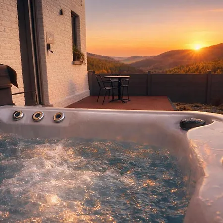 La Complice Des Rails - Le Passage Secret Lodge *