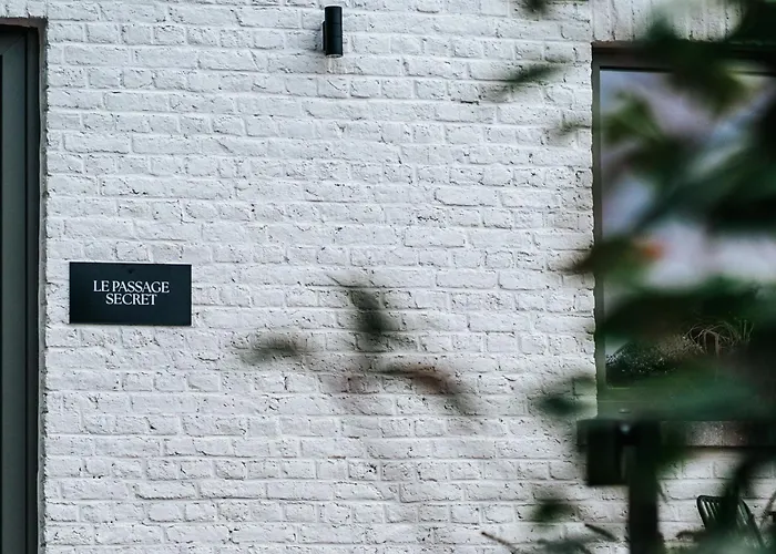 La Complice Des Rails - Le Passage Secret *